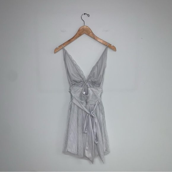 Lucy in The Sky Dress Size XS Silver Tulle Marguerite Plunge A-Line Mini NWOT - Picture 4 of 14